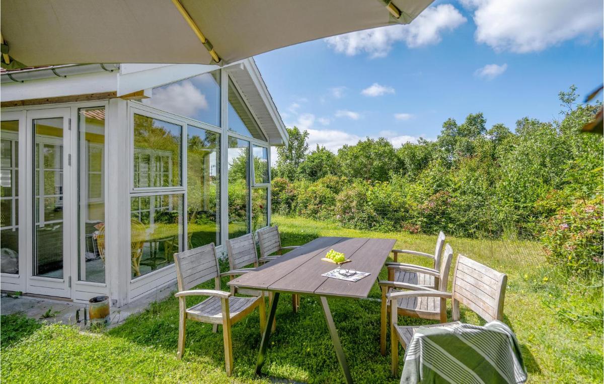 Lovely Home In Ølsted With Kitchen - Housity