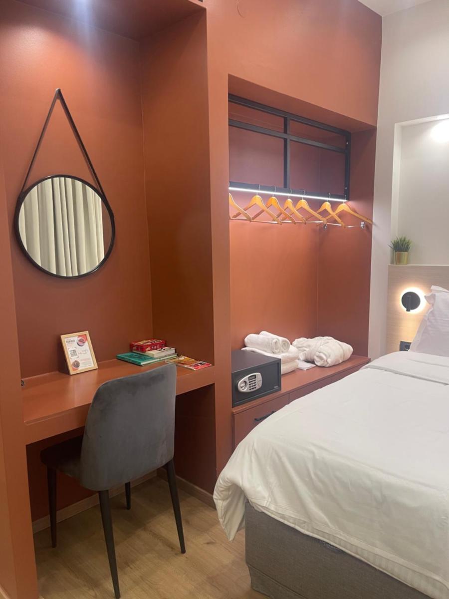 Plane Tree Luxury Suites - Housity