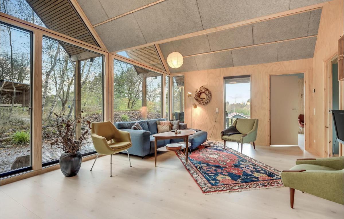 3 Bedroom Gorgeous Home In Silkeborg - Housity