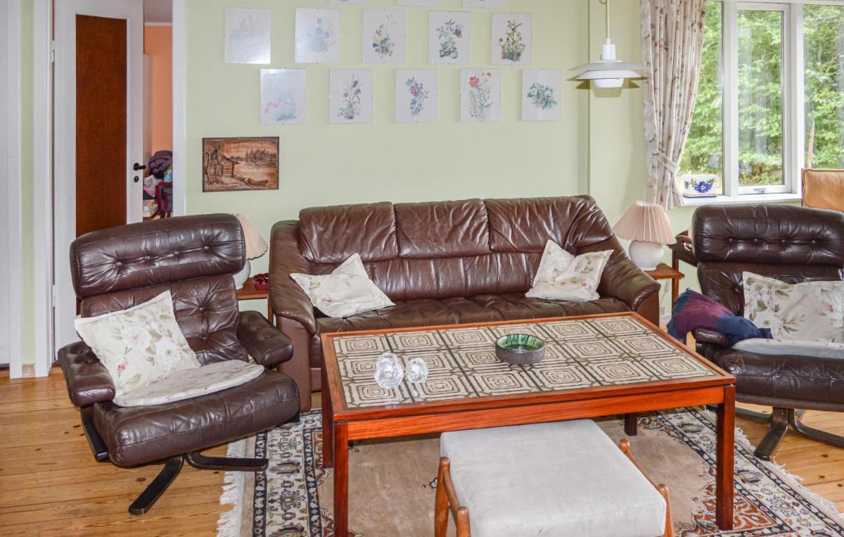 3 Bedroom Amazing Home In Mariager - Housity