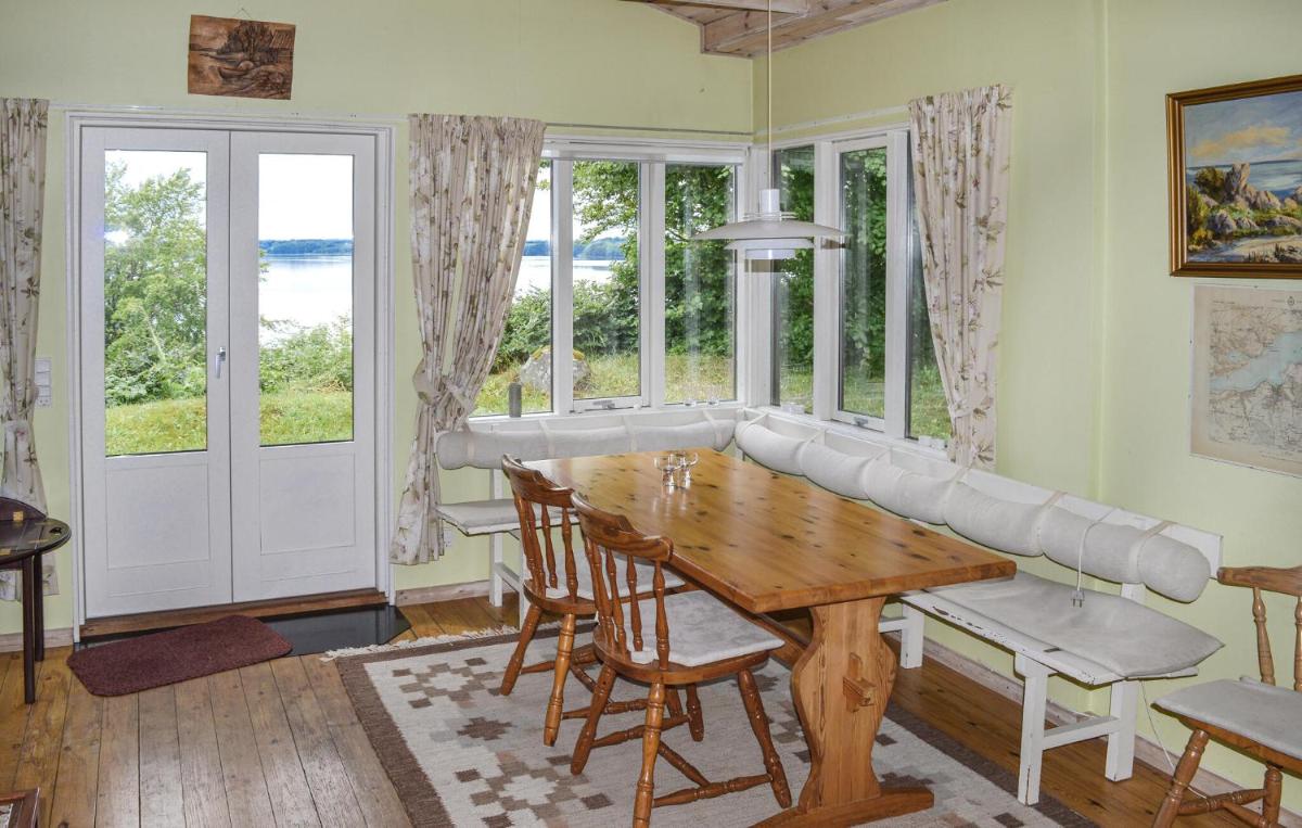 3 Bedroom Amazing Home In Mariager - Housity
