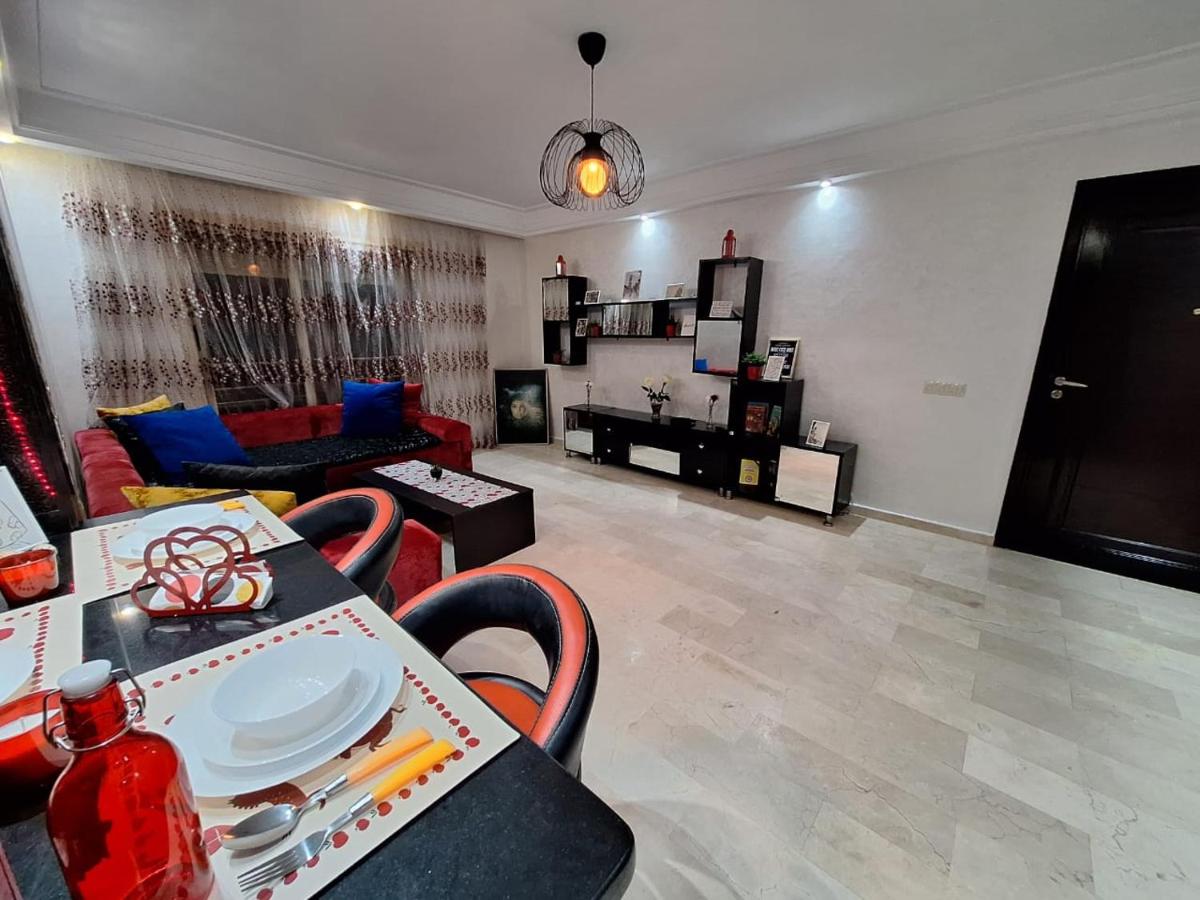 Red House - Housity