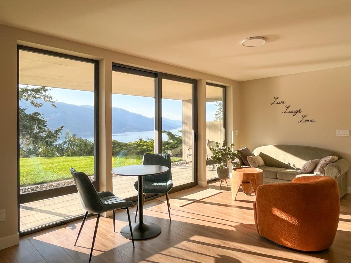 Kelowfornia Lakeview Retreat - Housity