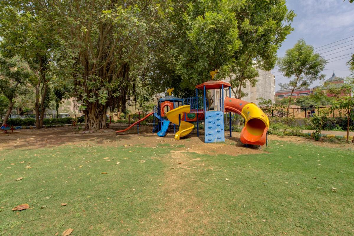 The Lodgers Luxury 1 BHK Serviced Apartment Near Golf Course Road Gurugram - Hizvo