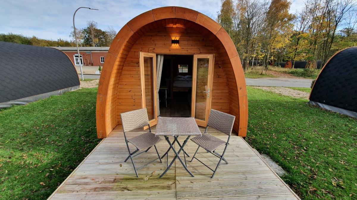 07 Premium Camping Pod 