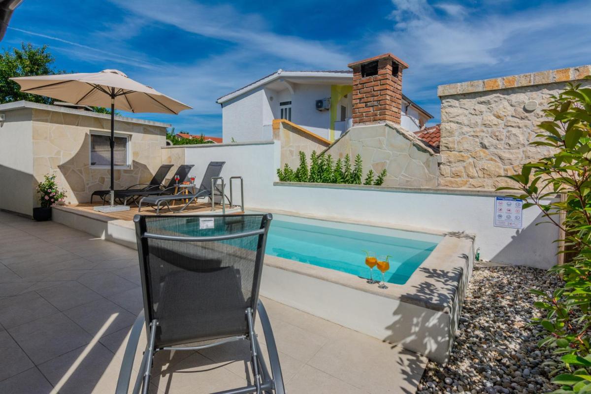 Holiday House Elena - Housity