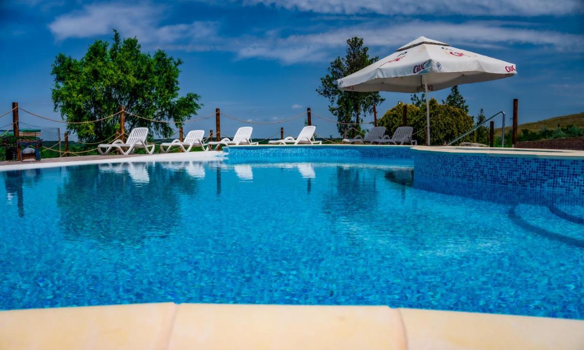 Delta Nature Resort - Housity