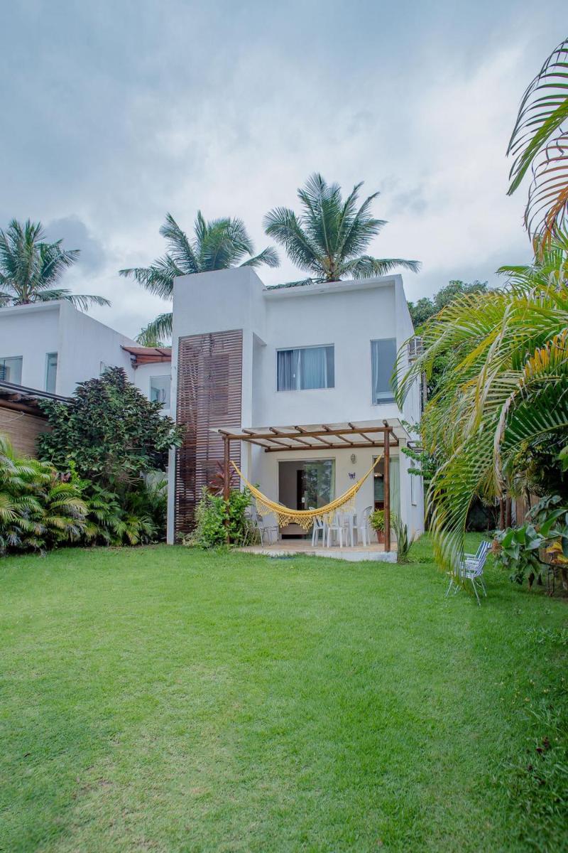 Casa em condominio com estacionamento 2 quartos 7 km da Vila de Praia do Forte - Housity