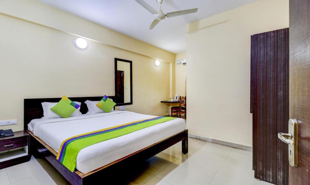 Hotel Pra,tham inn & resorts - Housity
