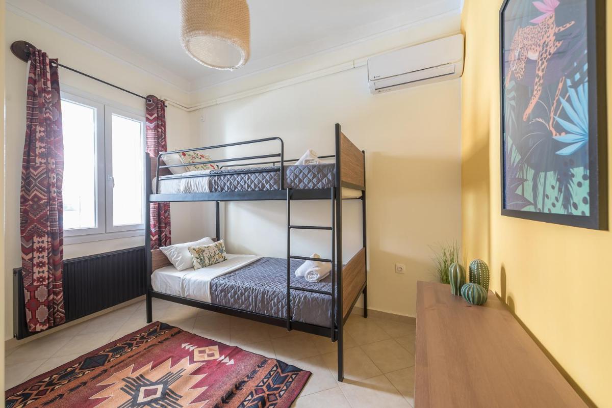 Athens Country House - Heated Jacuzzi - free bikes - Housity