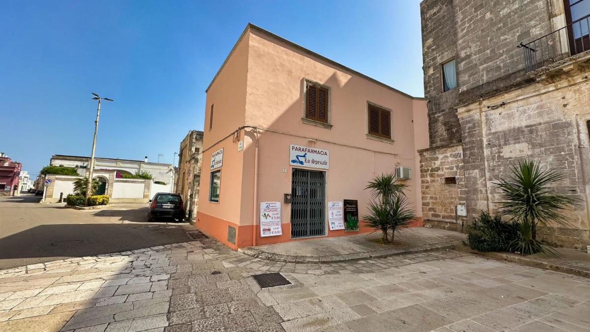 Castello di Andrano - Splendido bilocale con WiFi a 5 minuti dal mare - Housity