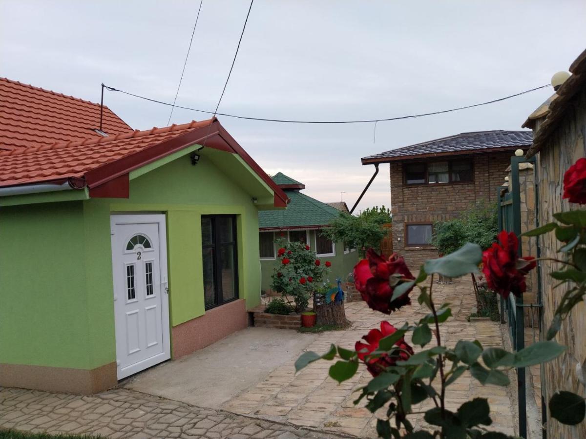 R&H apartmani - Housity