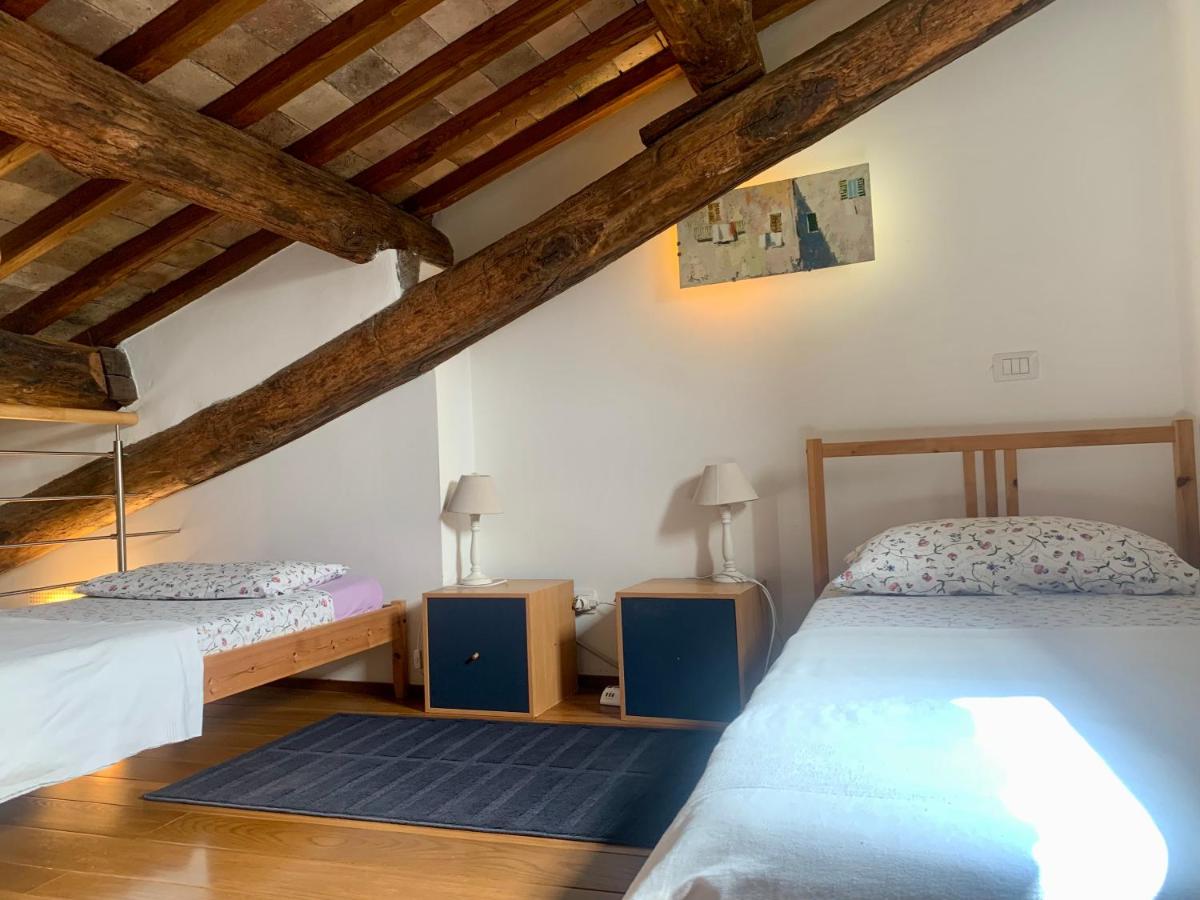 La Casa Di Tufo - Housity