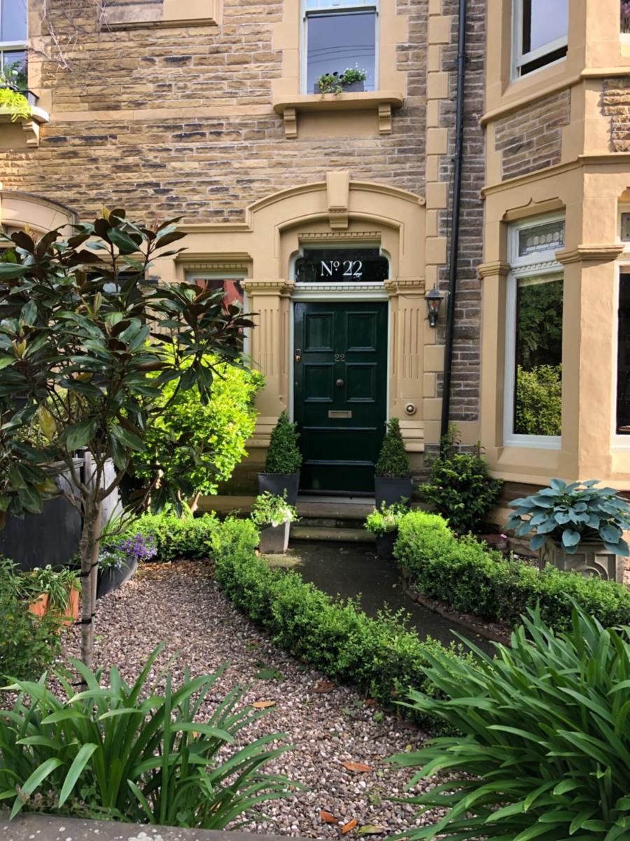 Victorian Guest House 200m from the Seafront - Housity