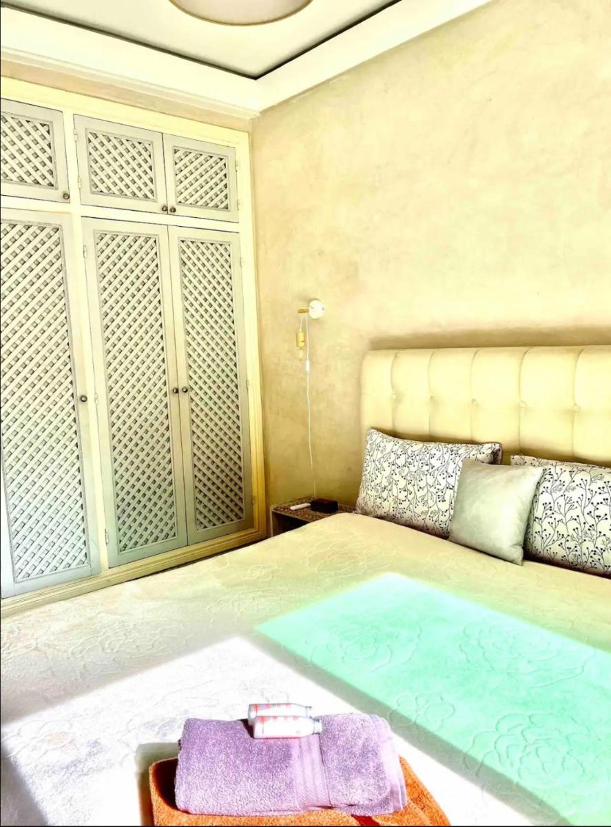 Comme chez soi - Les amis - Housity
