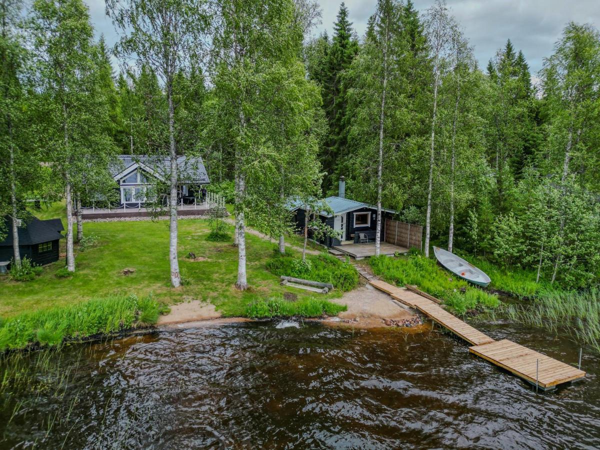 Lähderinne - 2 bedroom log cabin, private beach, wifi & sauna - Housity