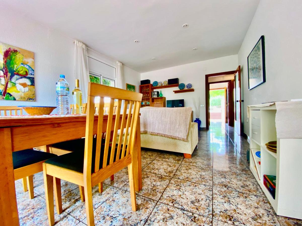 Elga Carob Holidays House by HLCLUB Agency - Housity