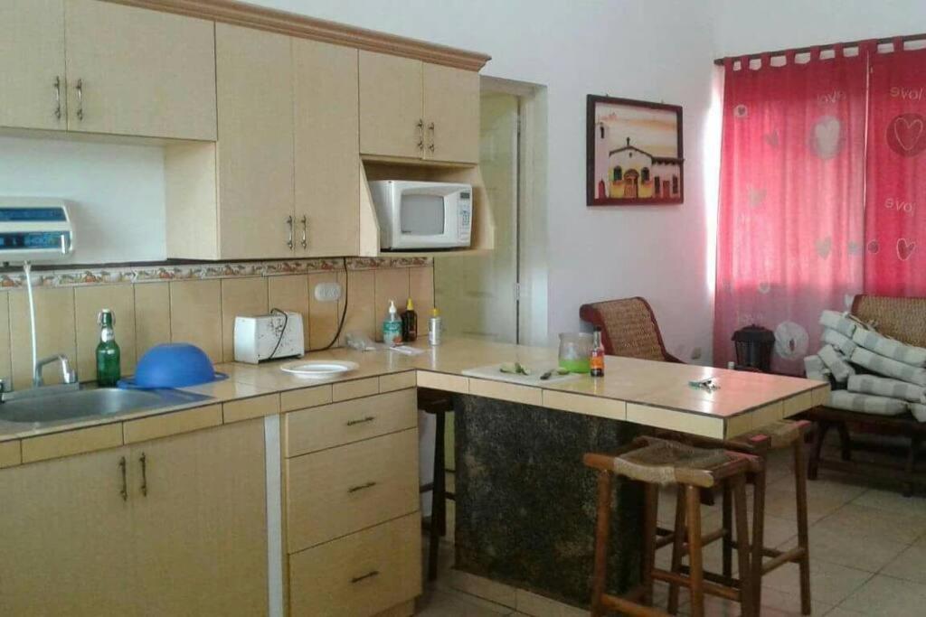casa de playa en residencial las veraneras - Housity
