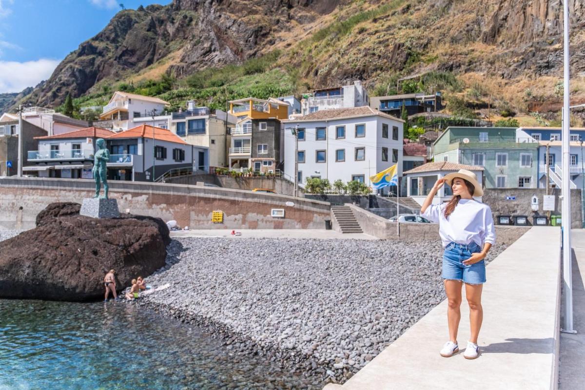 Suitetrails - Seaside Sunset by Madeira Sun Travel