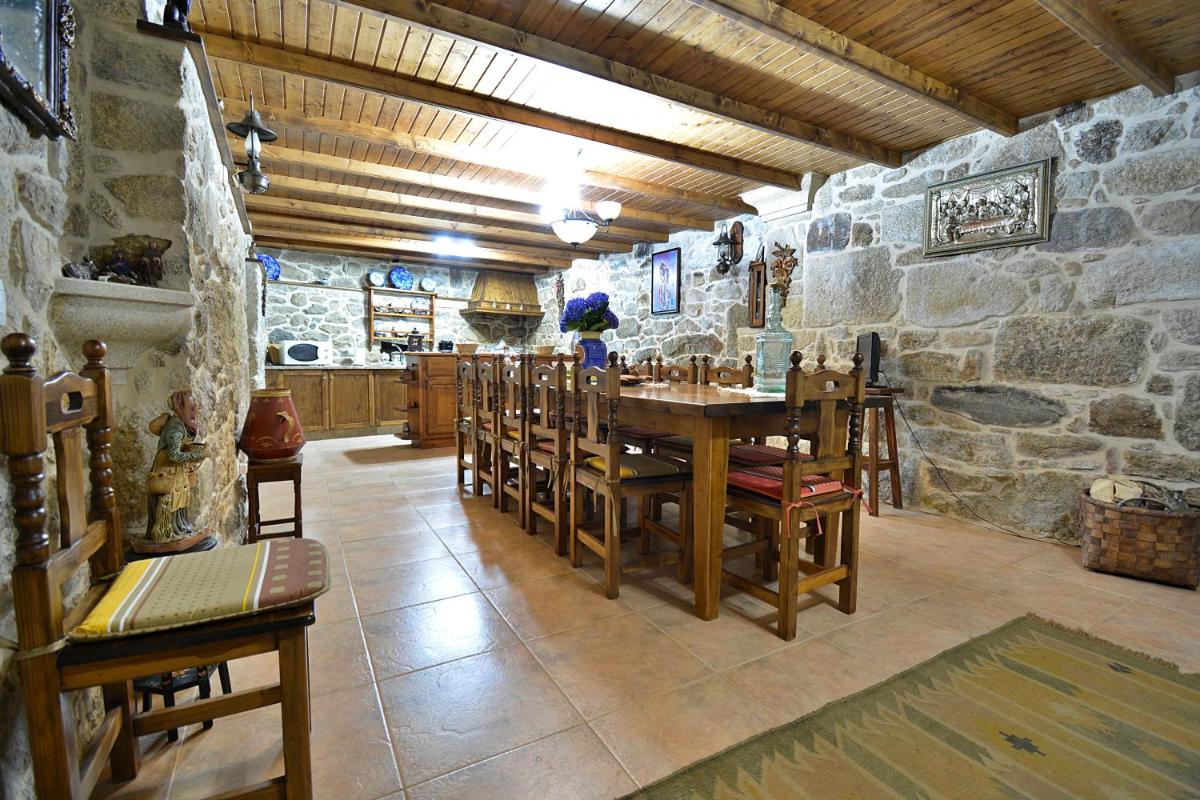 GALIHOST - Casa Pazo de Meis - Housity