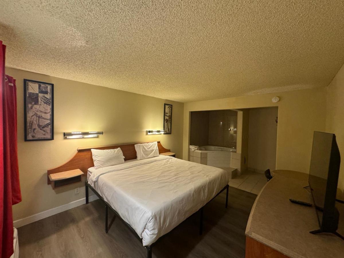 Happy Smart Inn I-10 Eloy and Casa Grande - Housity