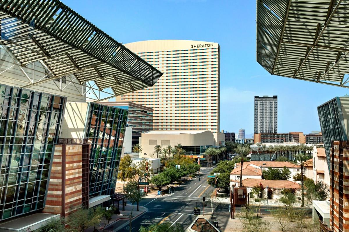 Sheraton Phoenix Downtown - Housity