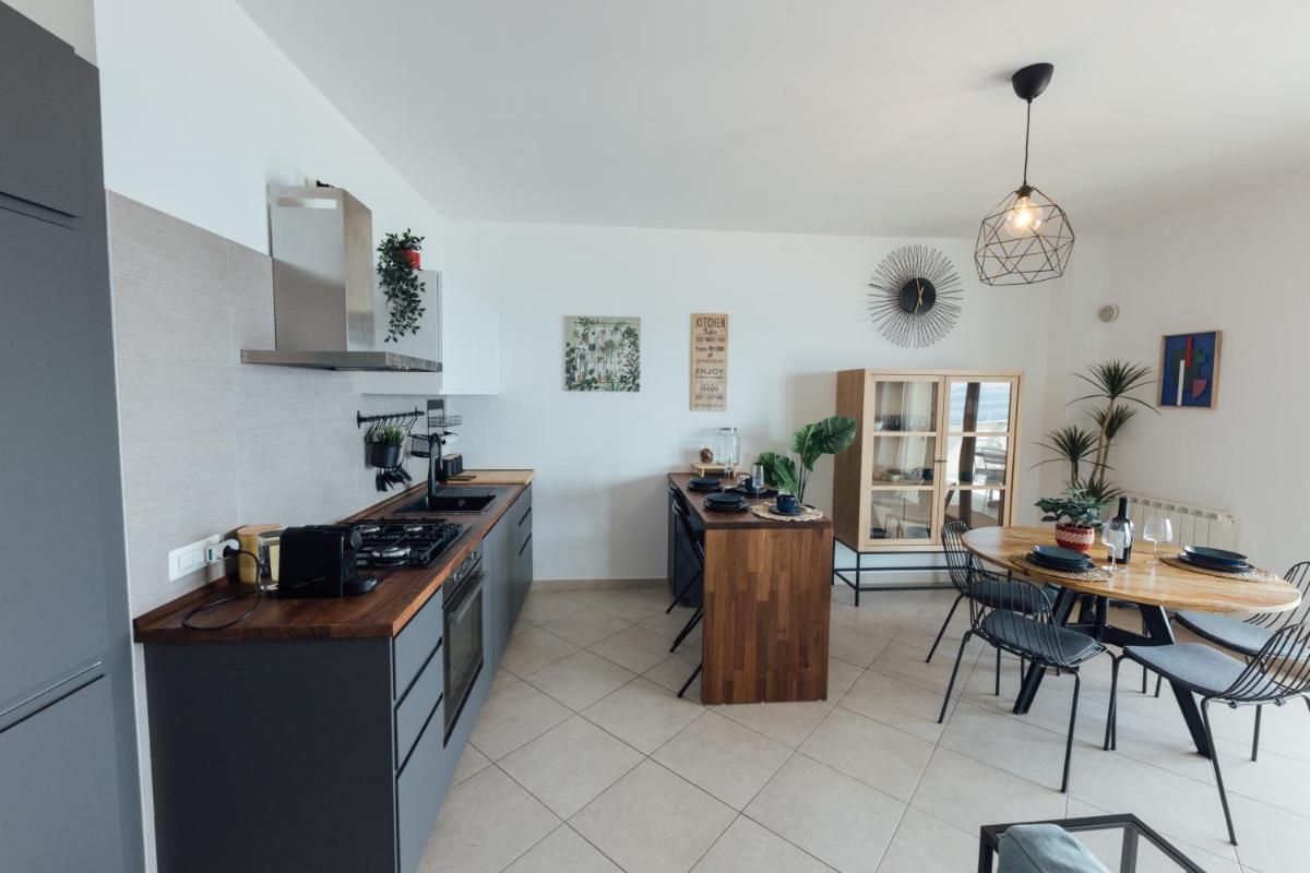 Luxury Apartment - Housity