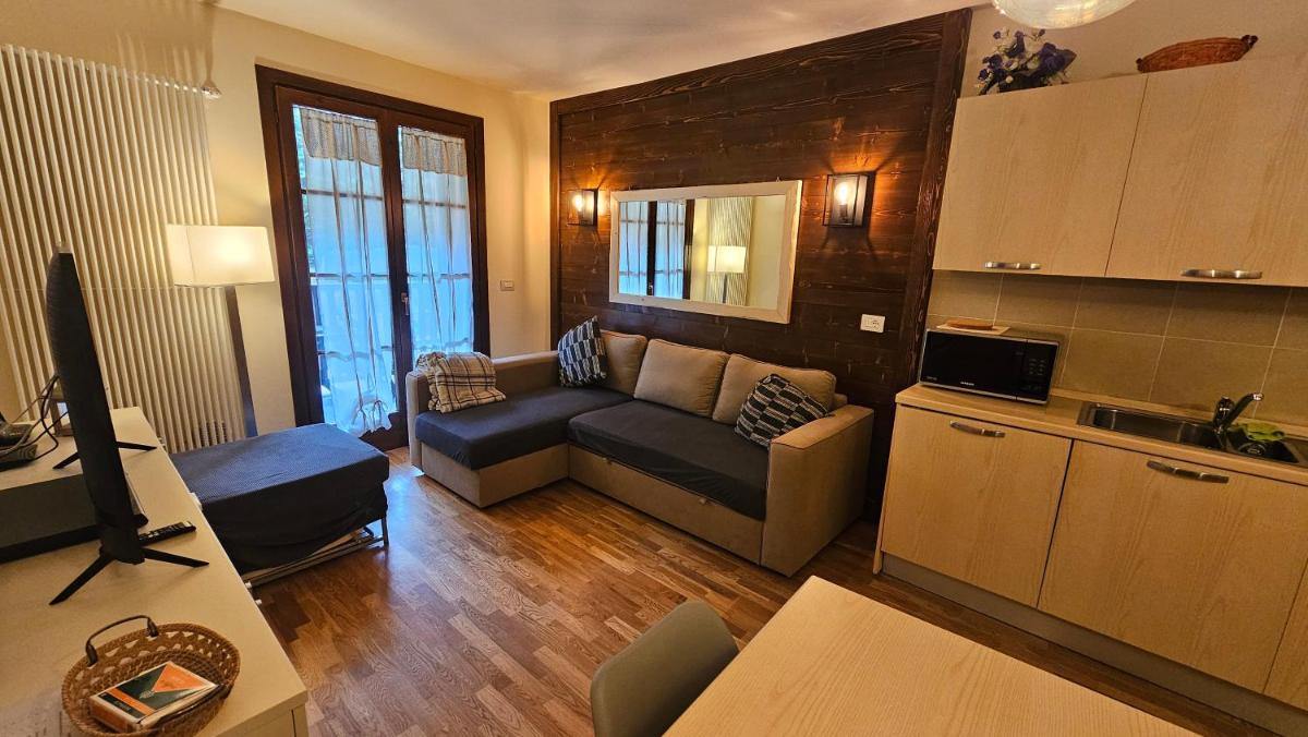 La terrazza sulle piste Val di Luce - BIANCHERIA INCLUSA - Housity