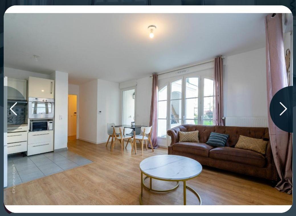 New Regence Apartment - Housity