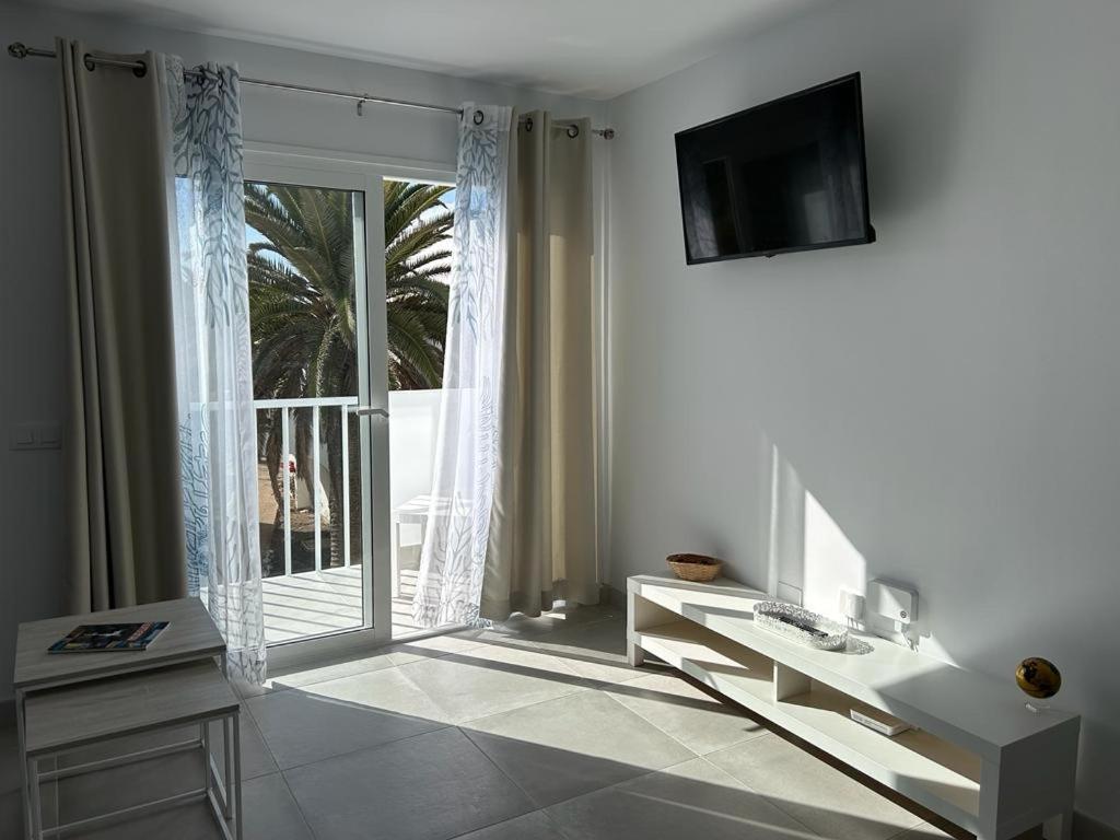Blue Beach - Housity