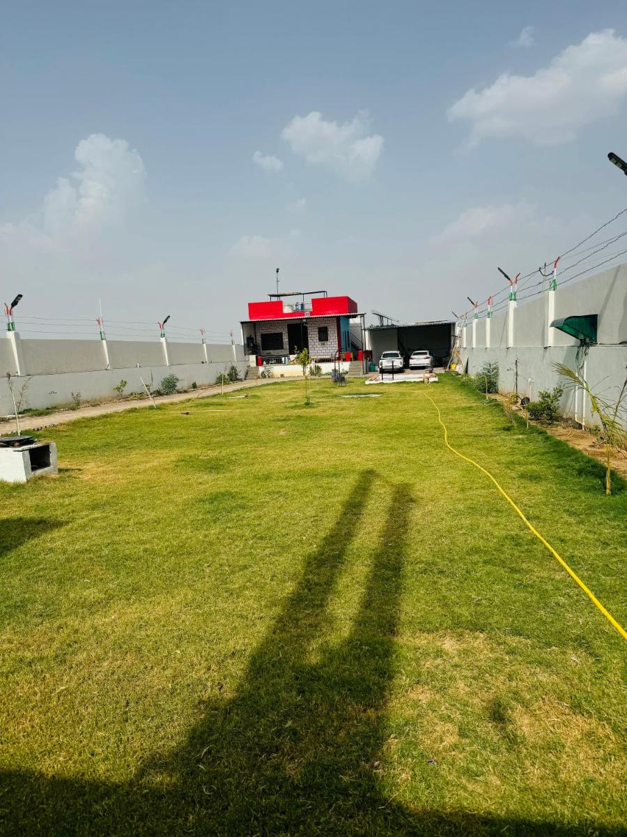 Aarvi bijender farm - Housity