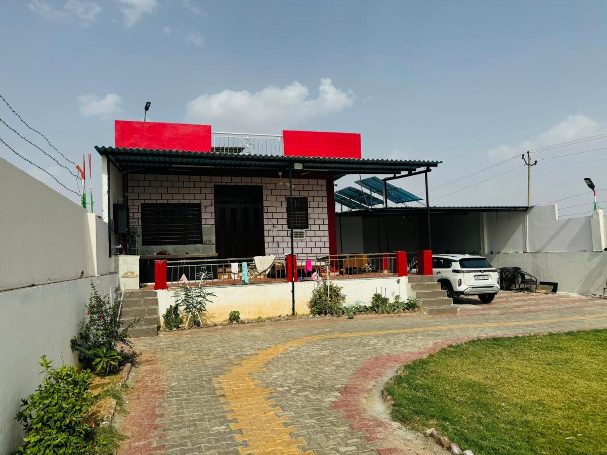 Aarvi bijender farm - Housity