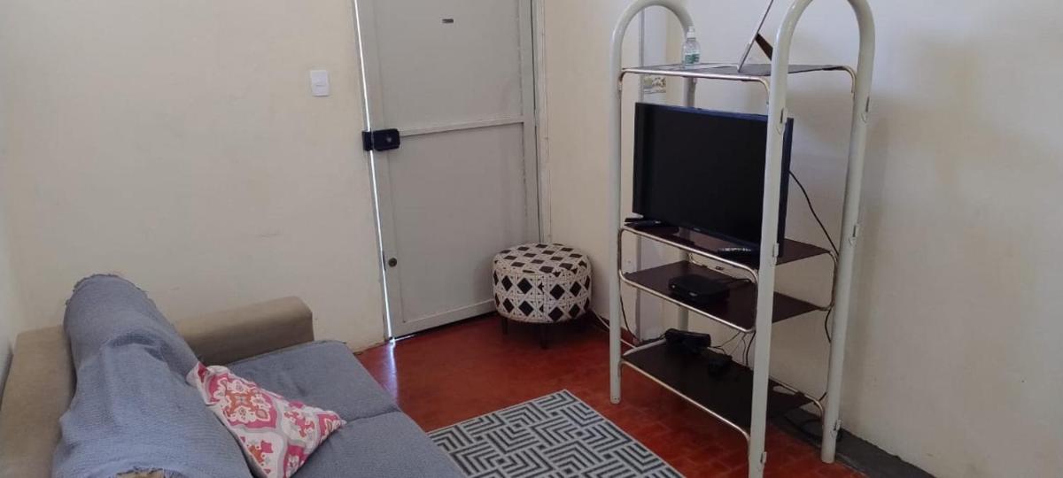 kitnet até 3 pessoas Wi-fi próximo ao centro da cidade - Hizvo