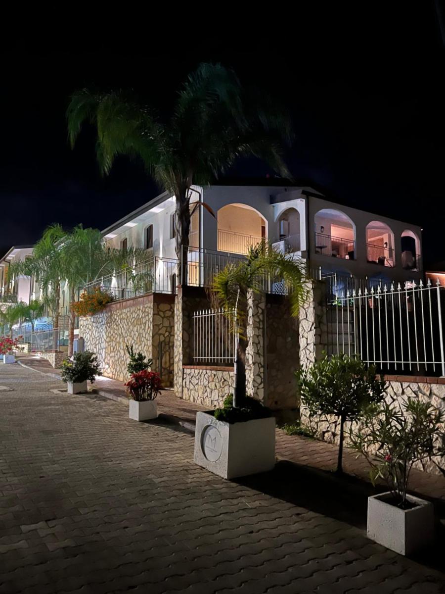 Residenza Azzurra - Housity