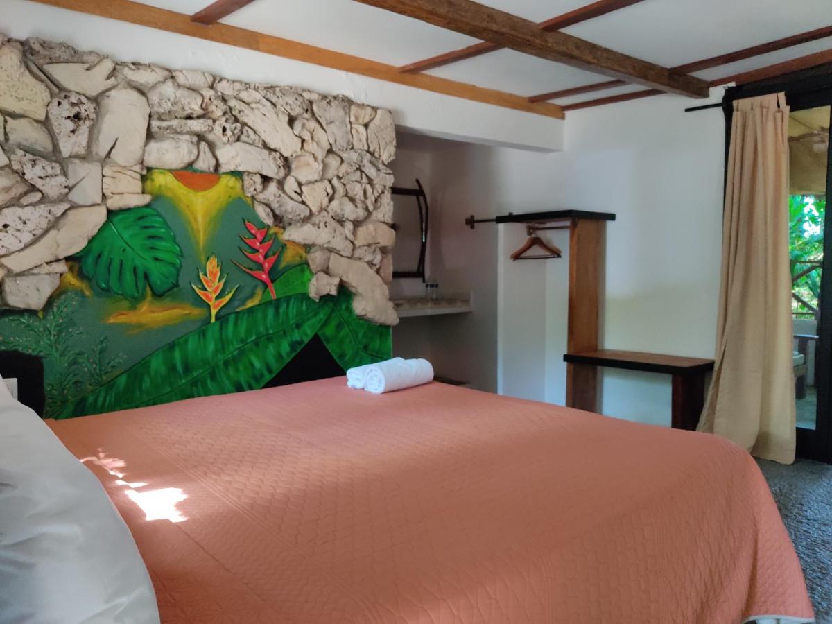 Hotel Cabañas Safari - Housity