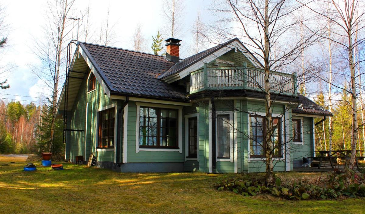 Lomakylä Tapiola - Housity