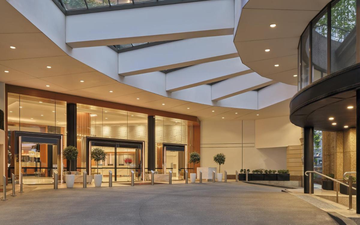Sydney Harbour Marriott Hotel at Circular Quay - Housity