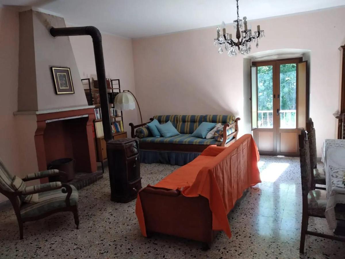 Charming House in San Sebastiano with Mountain View - Housity