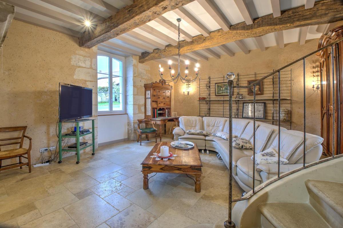 Moulin De Villeverneix - Housity