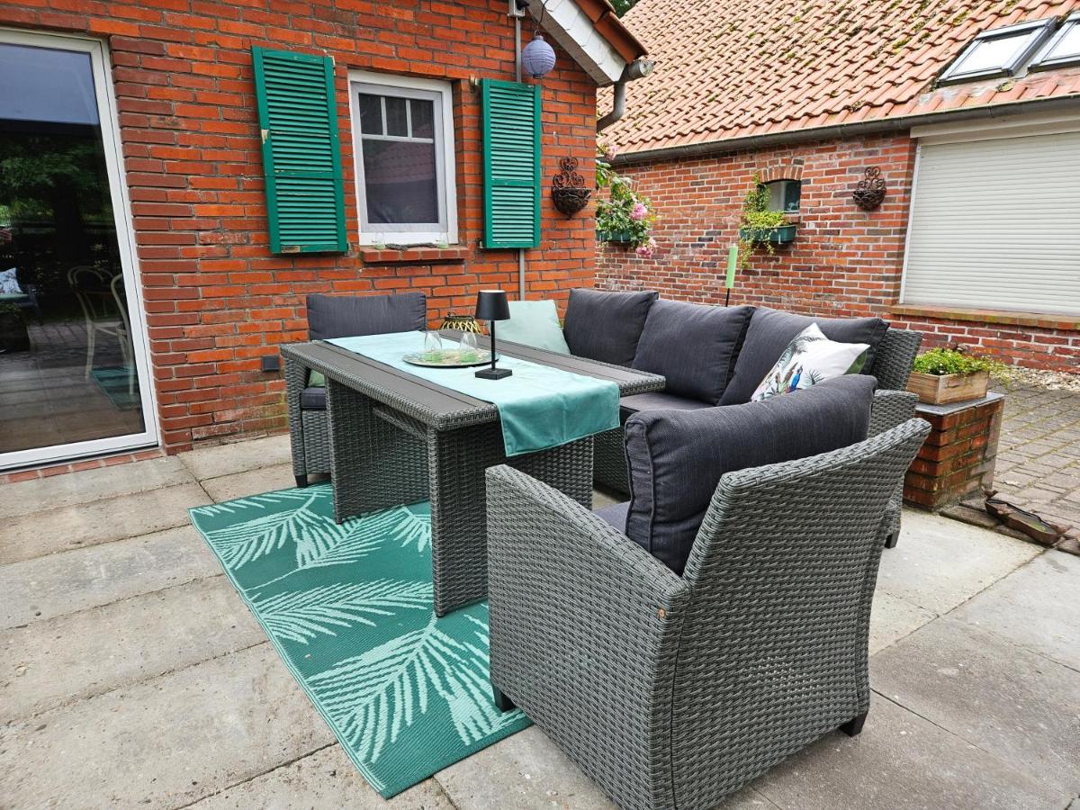 Kleines Ferienhaus Luettje Backhuus 35516 - Housity