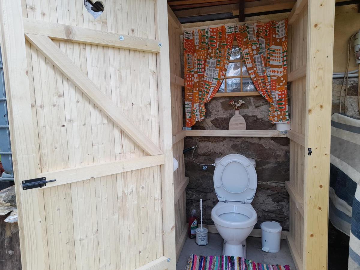 Glamping na samotě u lesa - Housity