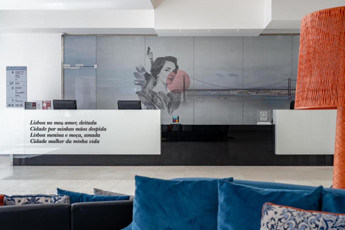 Uma área de estar em Jupiter Lisboa Hotel - Rooftop & Spa