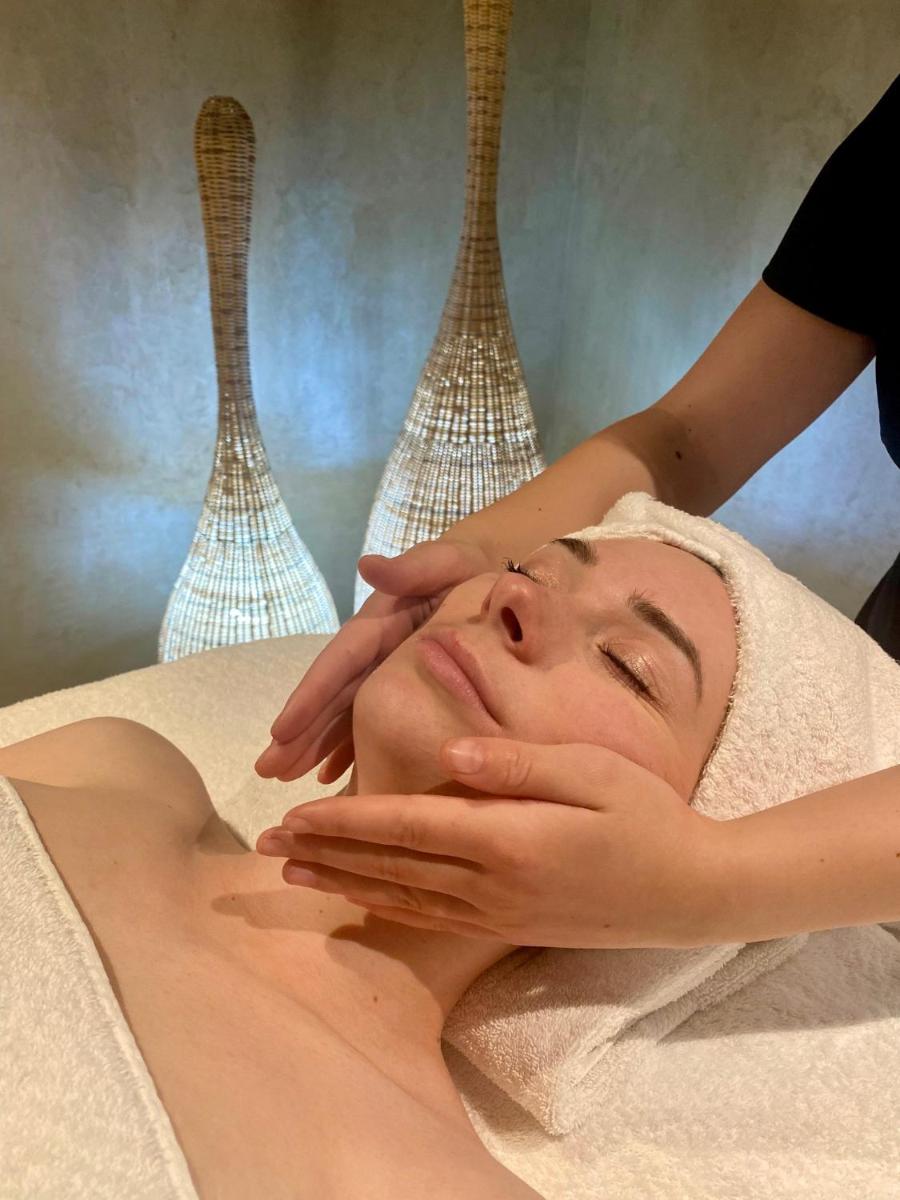 Spa ou équipements de bien-être de l'établissement Hôtel Spa Restaurant Villa Castellane