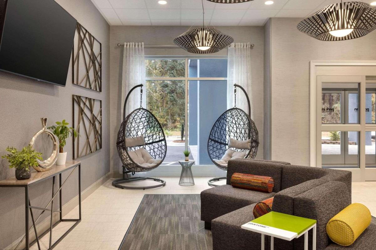 Park Inn by Radisson Florence, SC - Housity