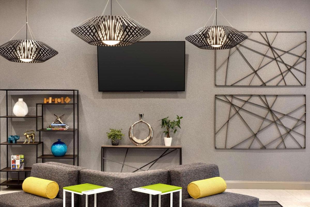 Park Inn by Radisson Florence, SC - Housity