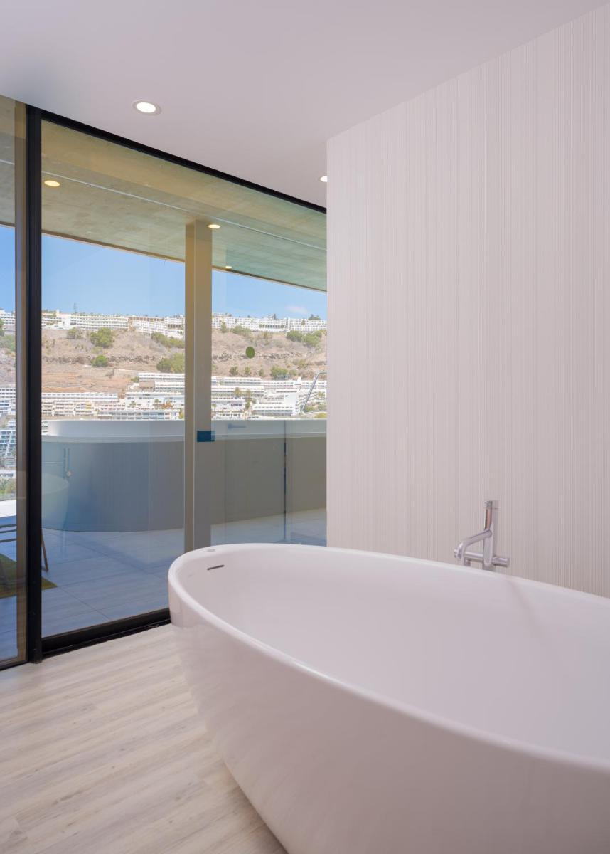 The One Luxury Apartments - Housity