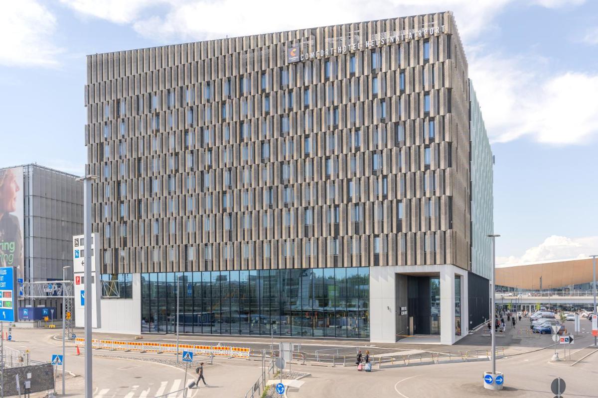 Comfort Hotel Helsinki Airport - Housity
