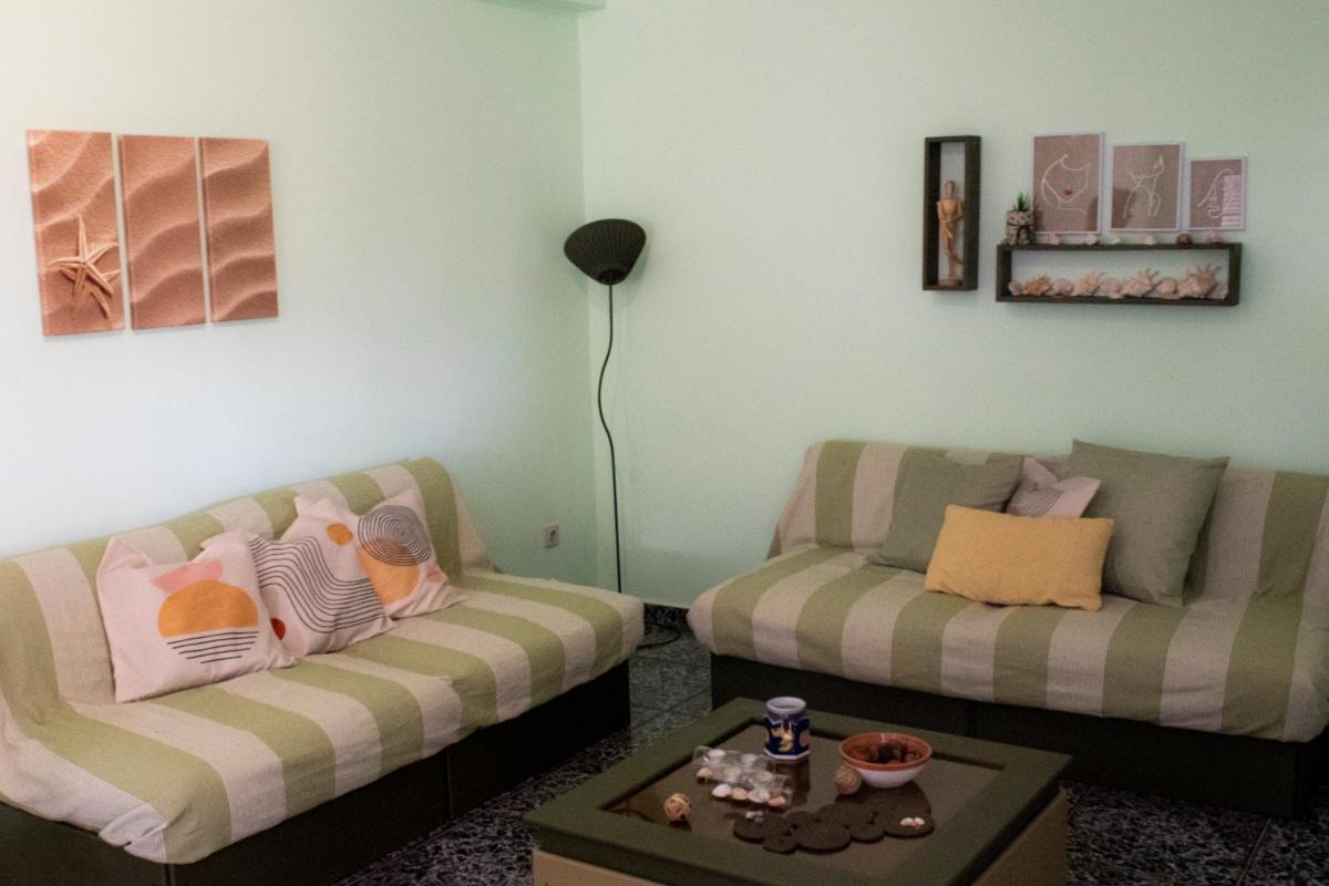 Villa Mastiha , Komi Beach - Housity