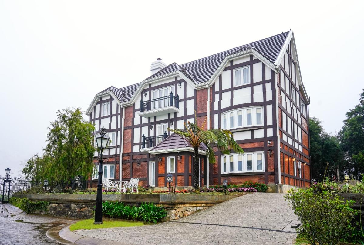 Winchester Little England - Housity