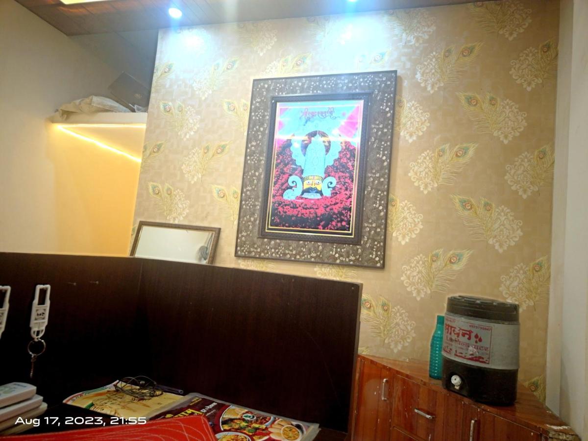 Hotel Shree Shyam Palace - Housity